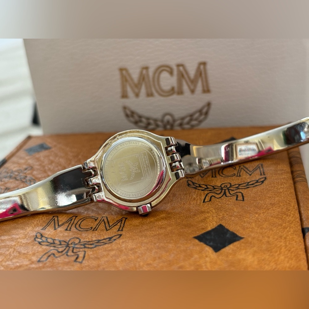 MCM Bangle watch - Picture 4 of 6